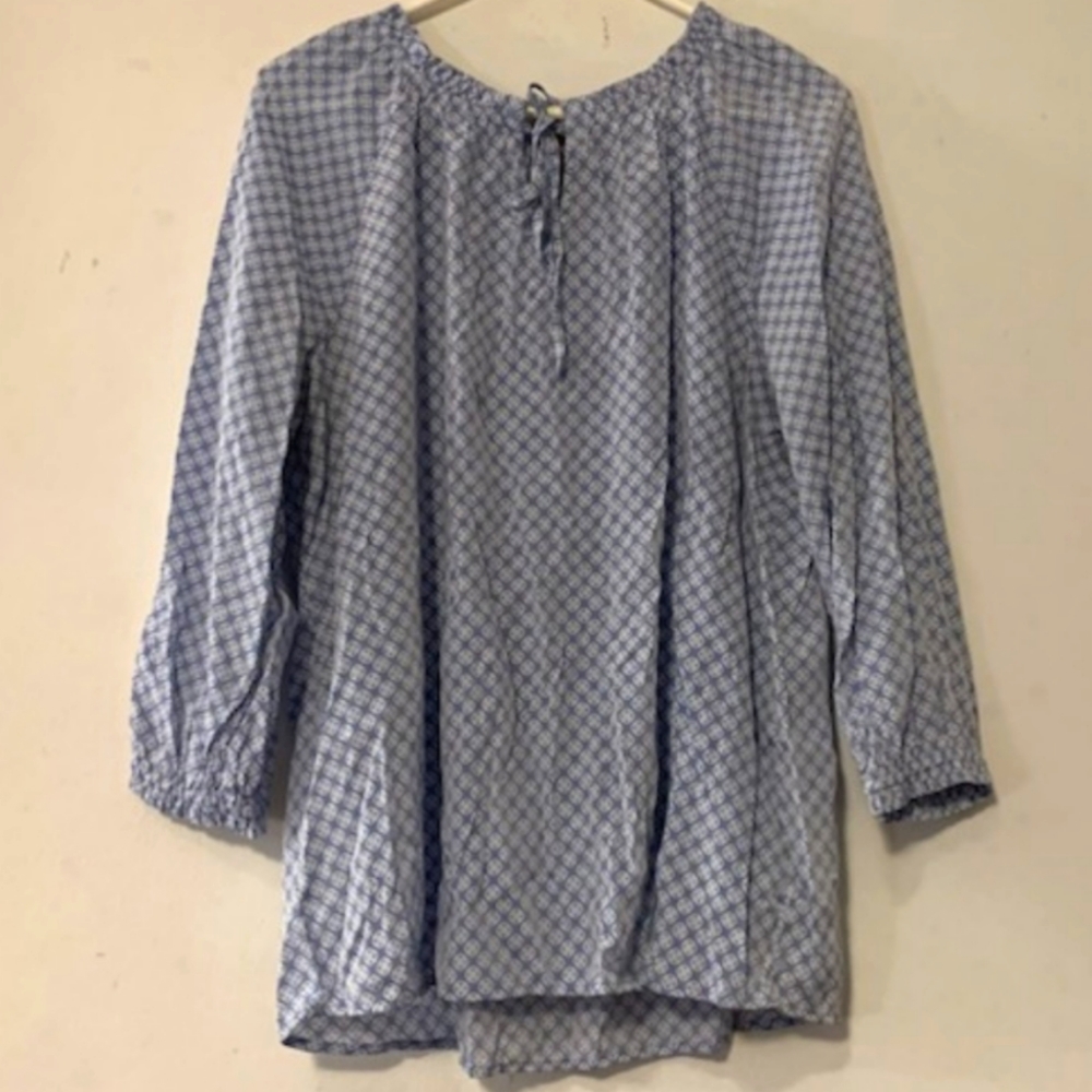 Brina & Em sz XL Light Blue Geometric Pattern Tunic